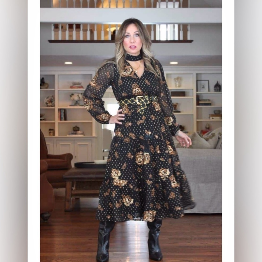 EXPRESS | BLACK METALLIC FLORAL EMBROIDERED TIERED TIE NECK MIDI DRESS XL - Picture 4 of 15